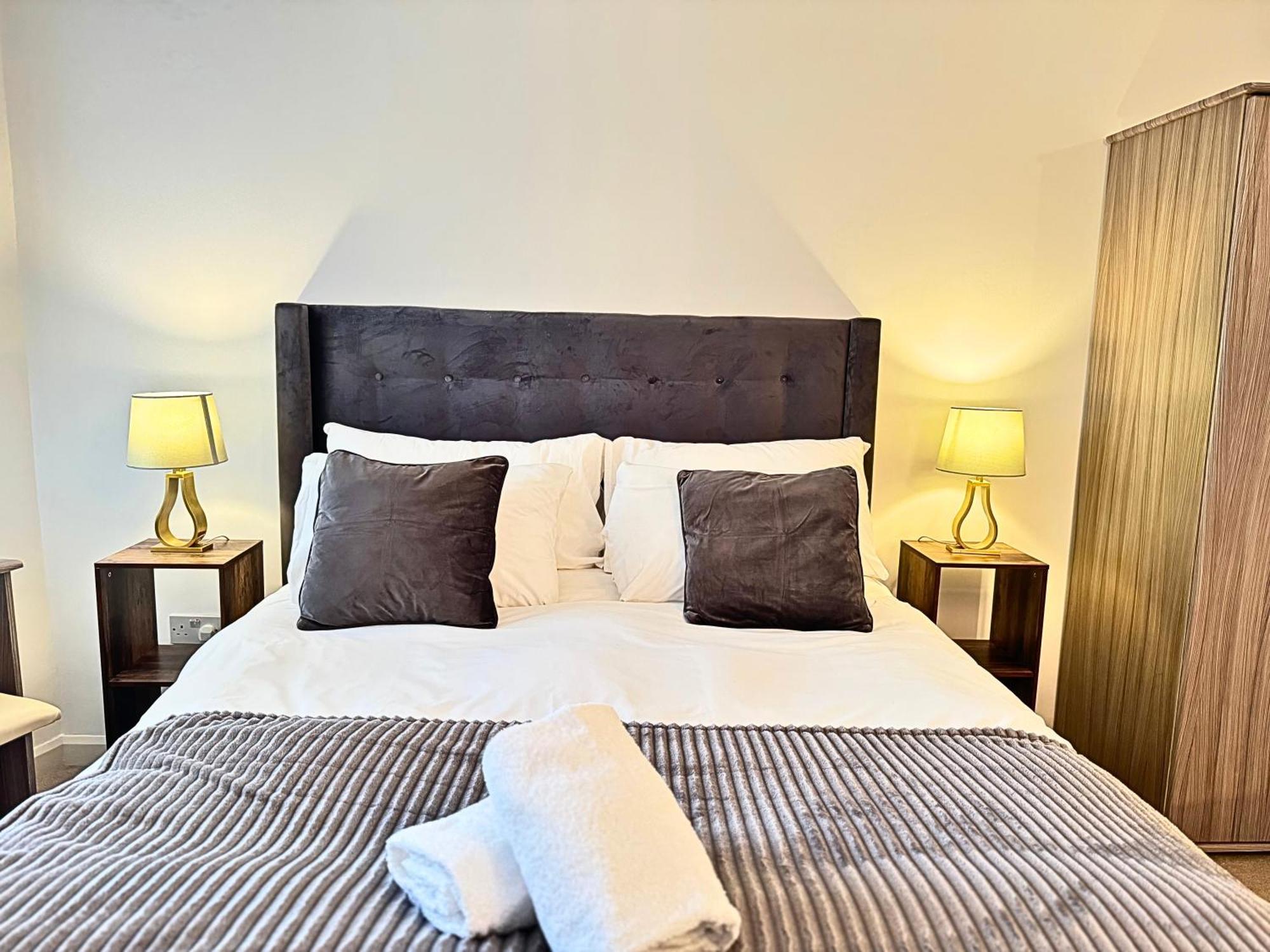 The Heart Of Kensington Mews - 3 Bedrooms House-Private Entrance-Hyde Park Walk Away-Green Park 9 Minutes Underground- The Best Of London With Glamour Of Kensington Eksteriør billede