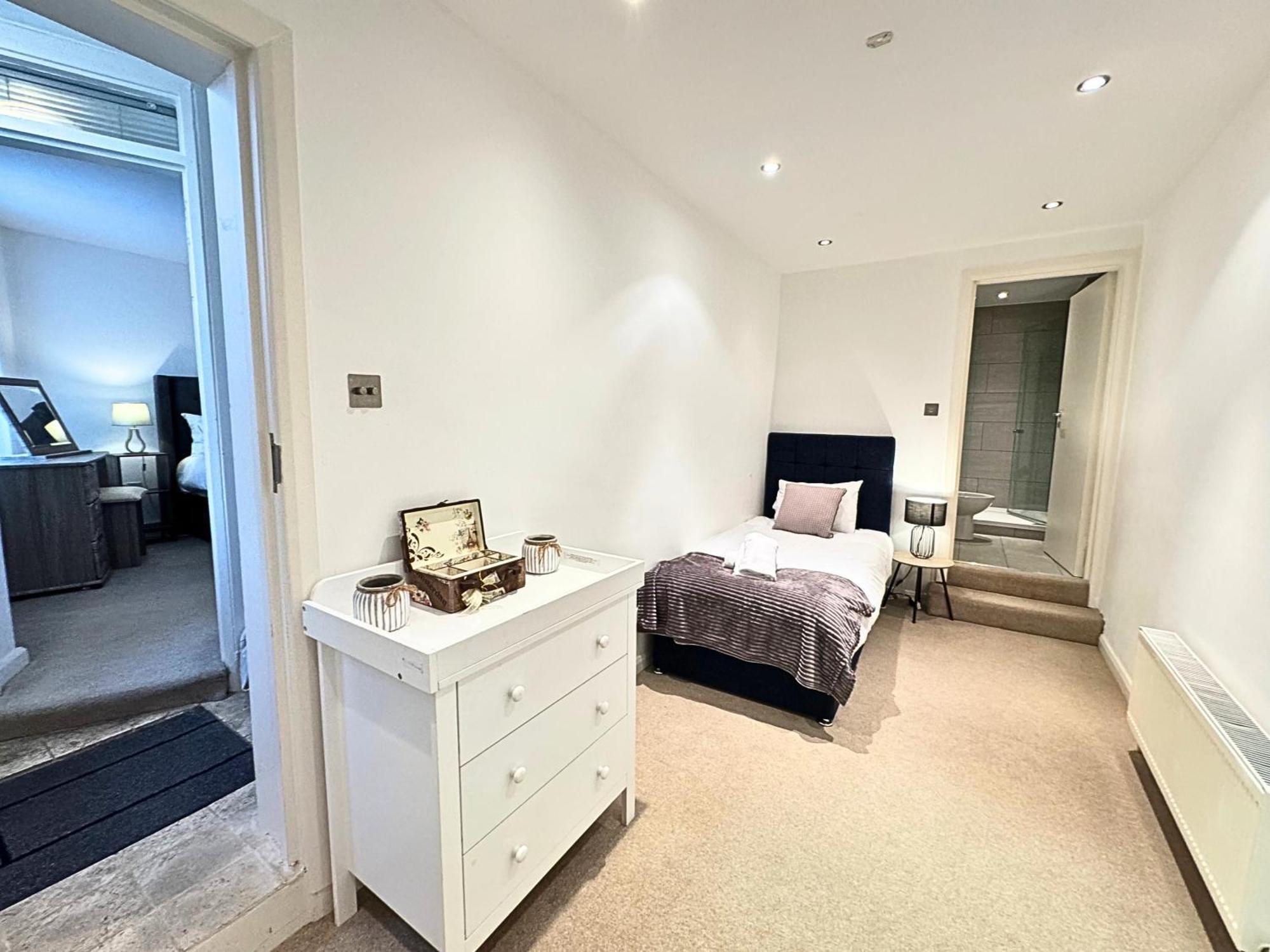 The Heart Of Kensington Mews - 3 Bedrooms House-Private Entrance-Hyde Park Walk Away-Green Park 9 Minutes Underground- The Best Of London With Glamour Of Kensington Eksteriør billede